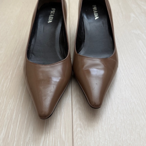 Prada Chocolate Brown Closed Pointed Toe Kitten Heels - Picture 12 of 13
